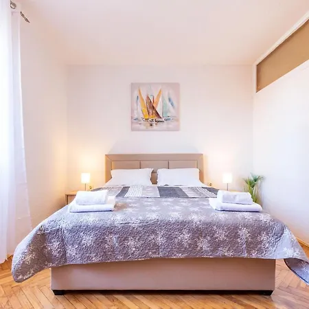 Bobo 2br Appartement